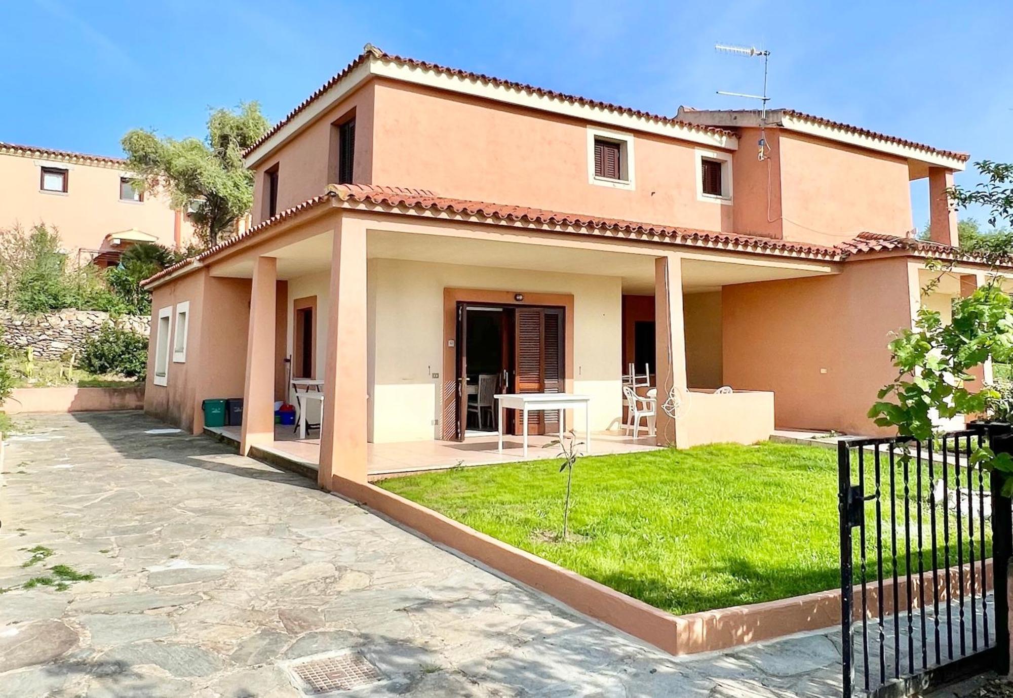 Iss Travel, Gli Asfodeli - Large Apartments With Private Terrace San Teodoro  Esterno foto
