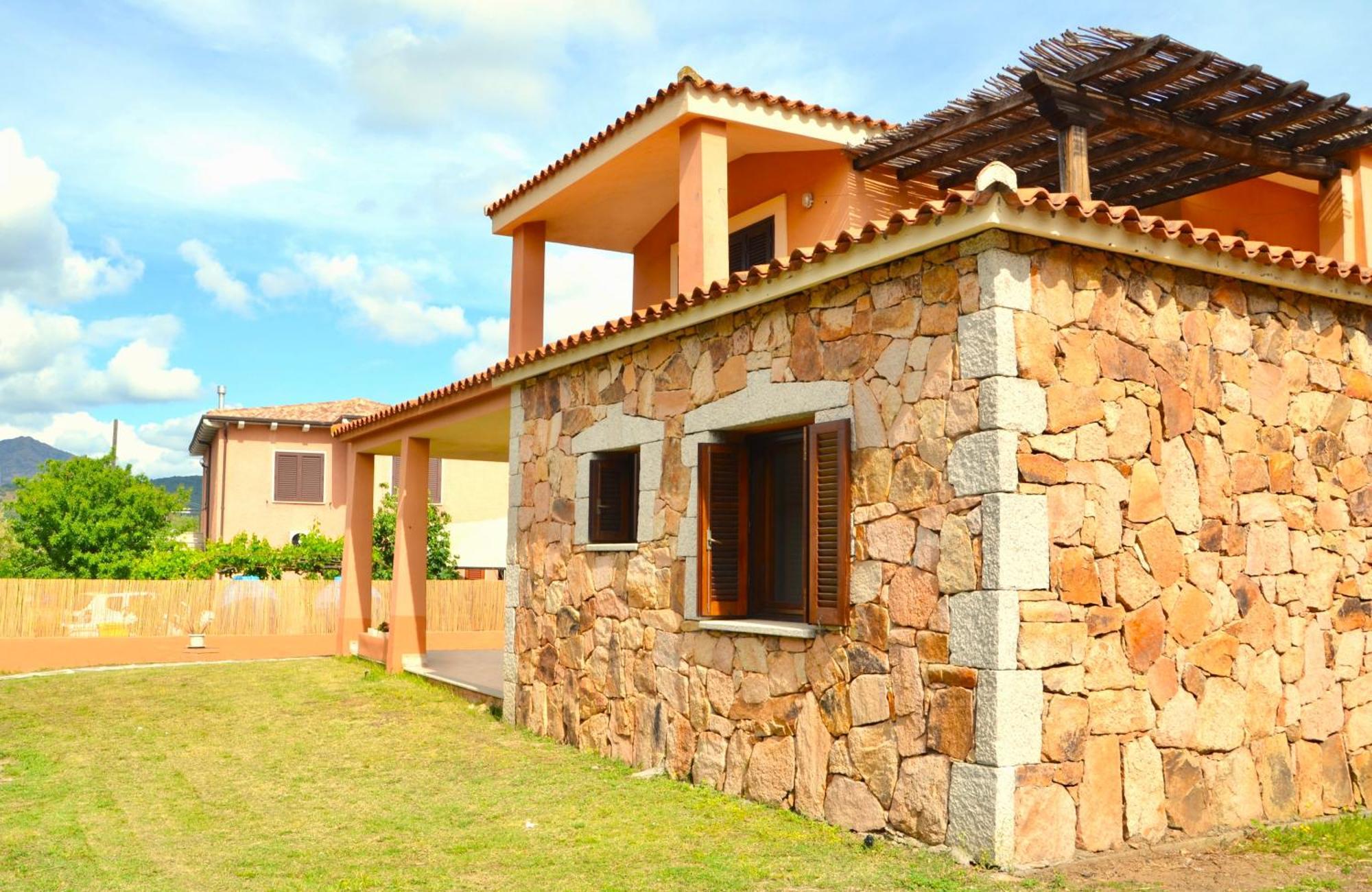 Iss Travel, Gli Asfodeli - Large Apartments With Private Terrace San Teodoro  Esterno foto